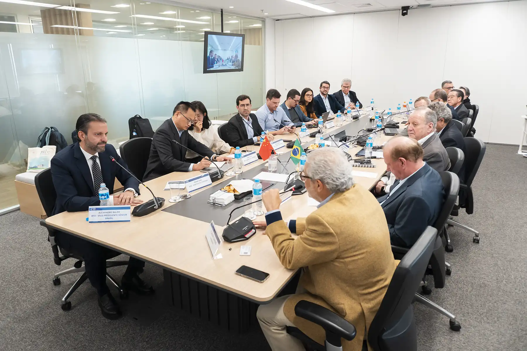 BYD fábrica no Brasil